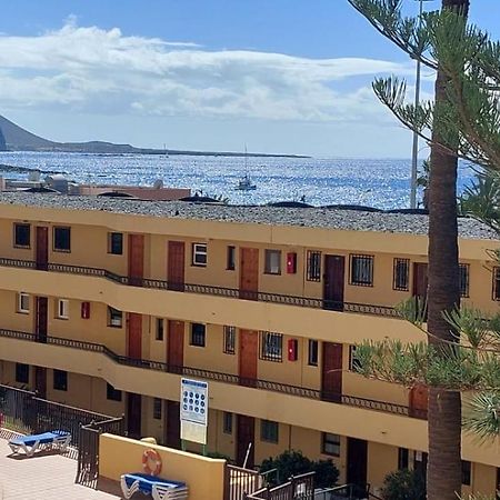 Firstline Apartment Los Cristianos Arona  Zewnętrze zdjęcie