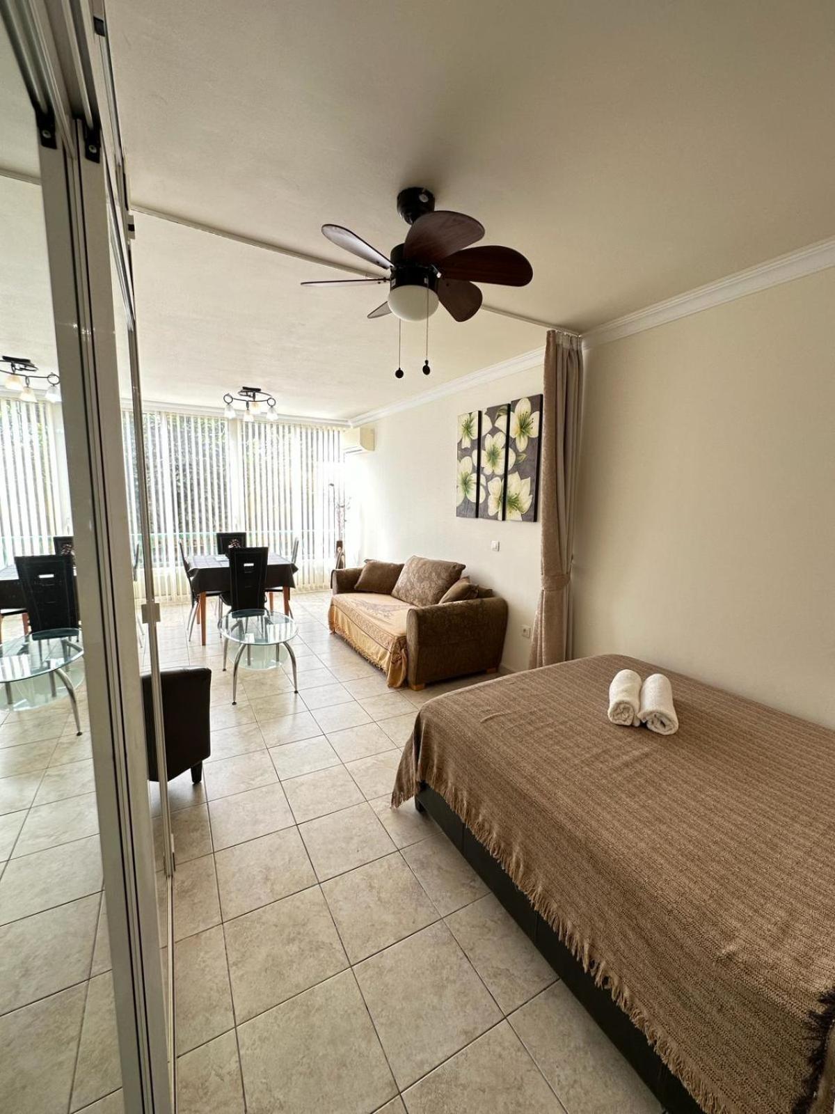 Firstline Apartment Los Cristianos Arona  Zewnętrze zdjęcie