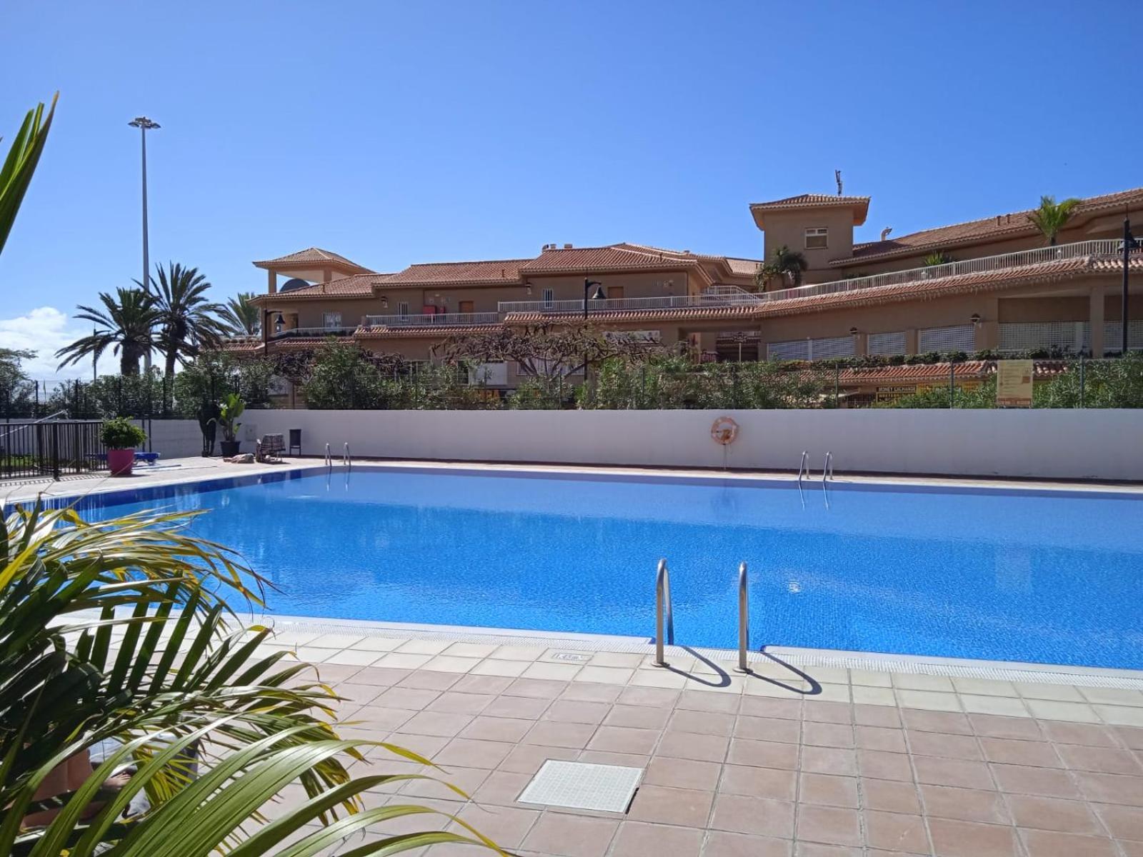 Firstline Apartment Los Cristianos Arona  Zewnętrze zdjęcie